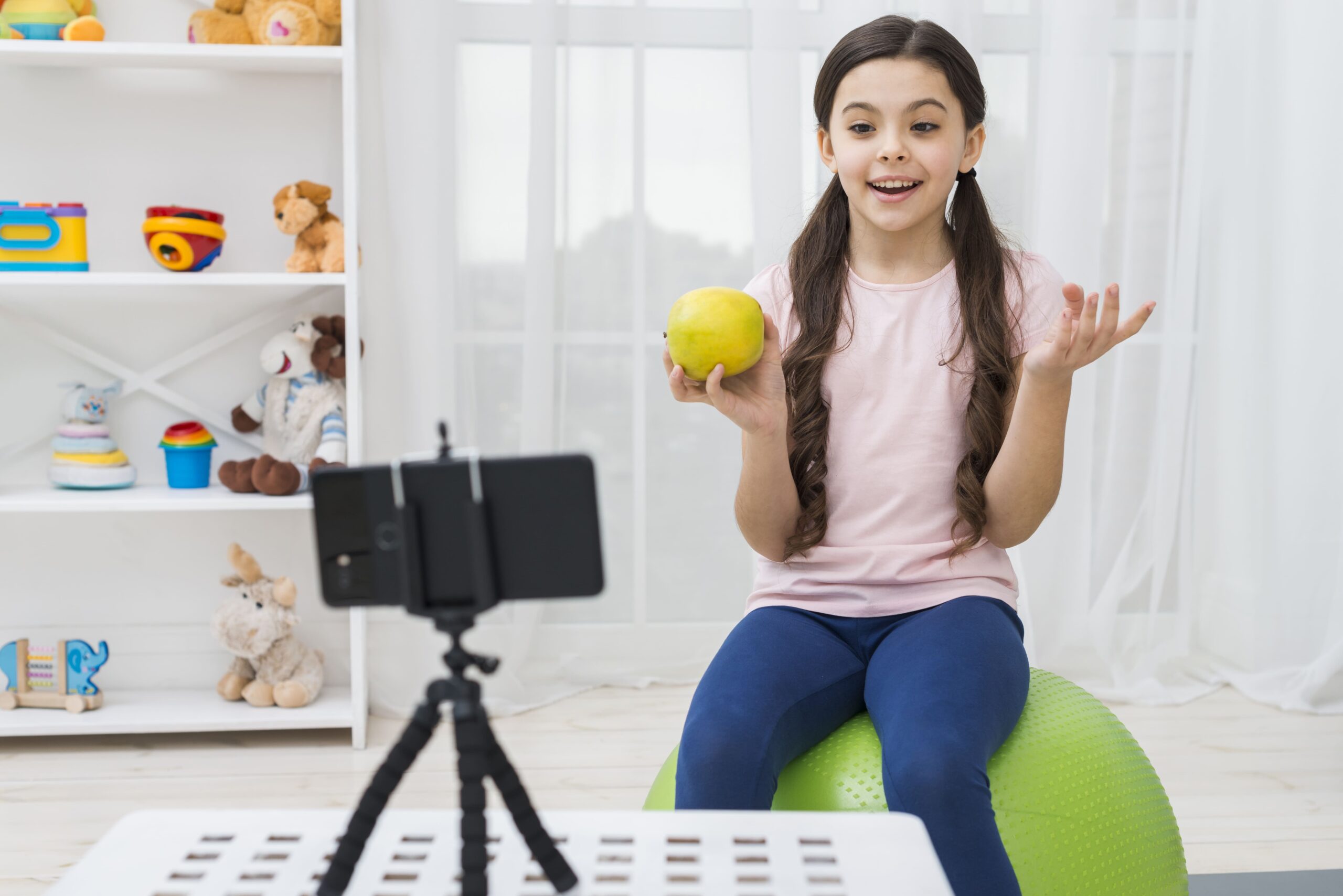 10 Channel YouTube Edukasi yang Cocok untuk Perkembangan Anak 